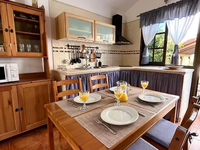 別荘 La Casa Del Verso Teno